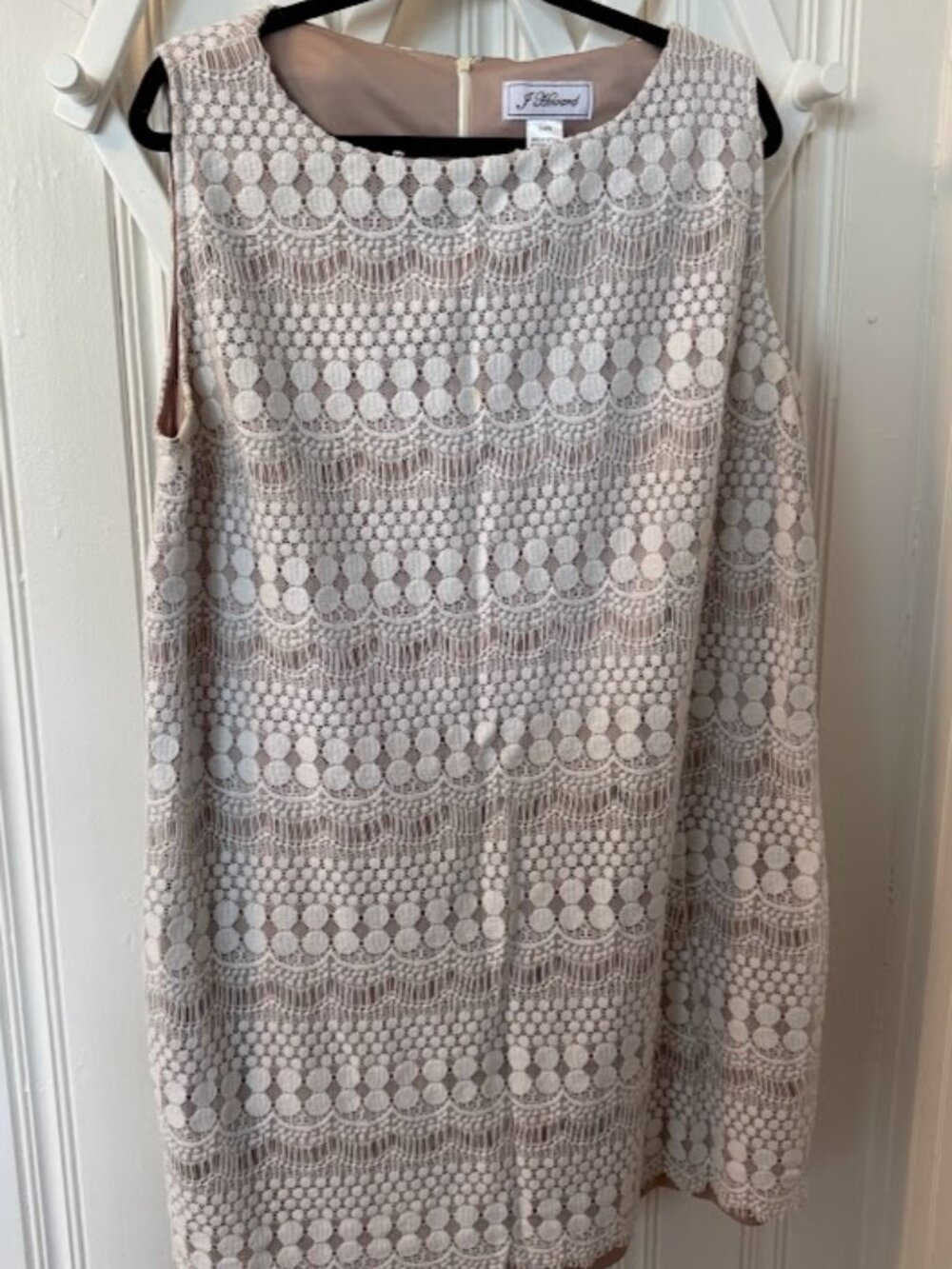 Jessica Howard Plus Sleeveless White Lace Sheath Dress Crochet Overlay Slip